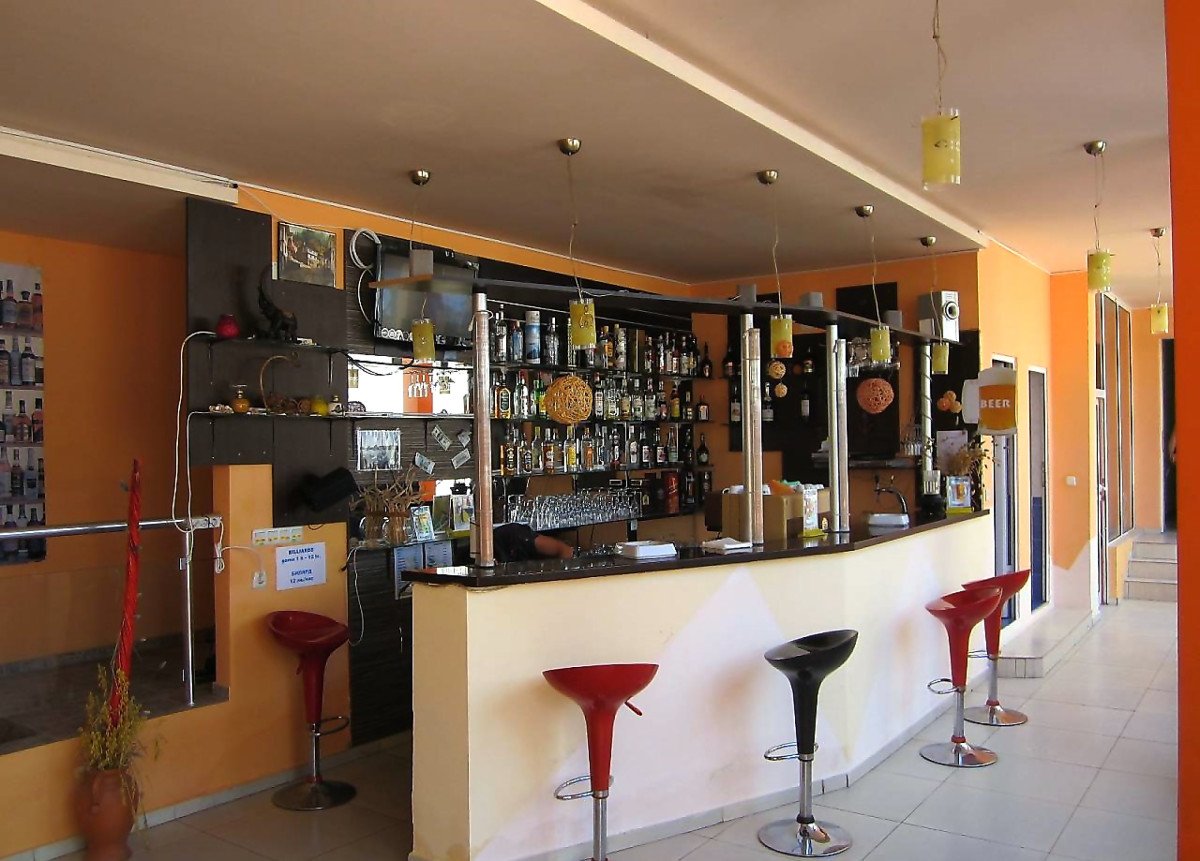 For Sale: Fully equipped bar-bistro with an area of 149 sq.m.