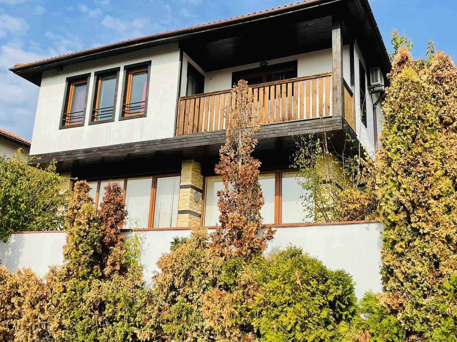 Продажа: Чудесный двухэтажный дом в селе Горица