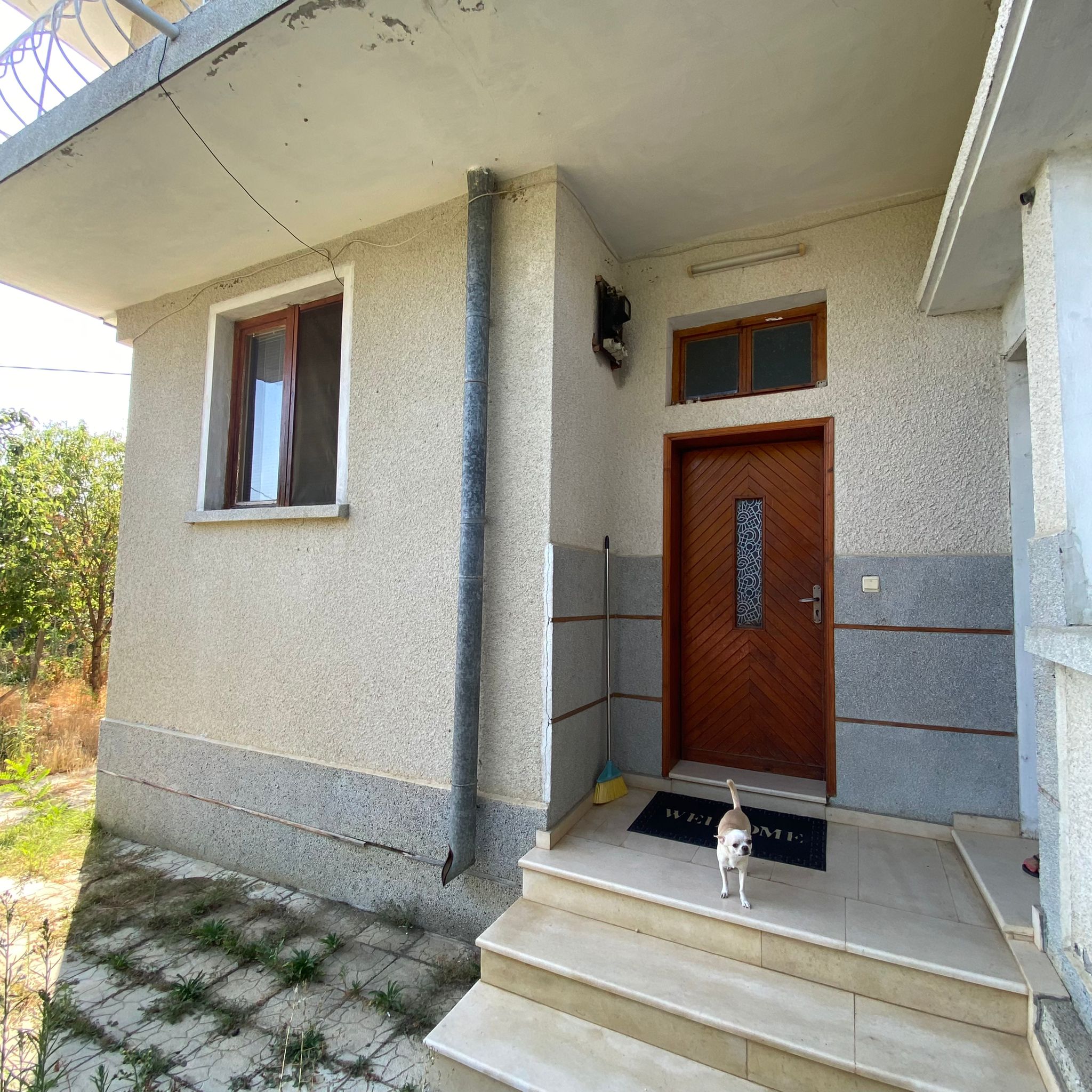 Продава: Двуетажна къща в Кошарица