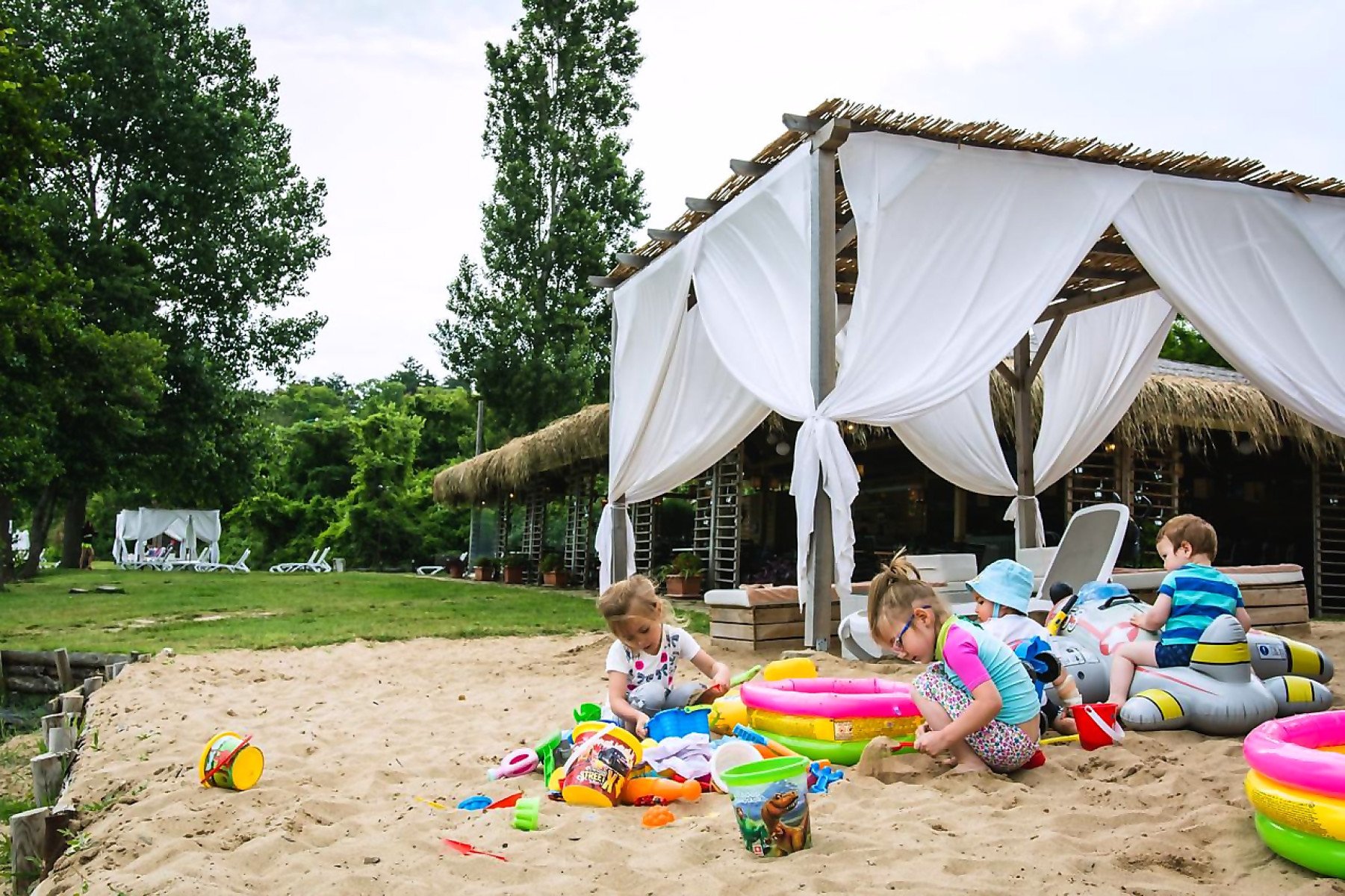 Вива маре. Созополь Санта Марина пляж. Marina Beach Bar Sozopol.